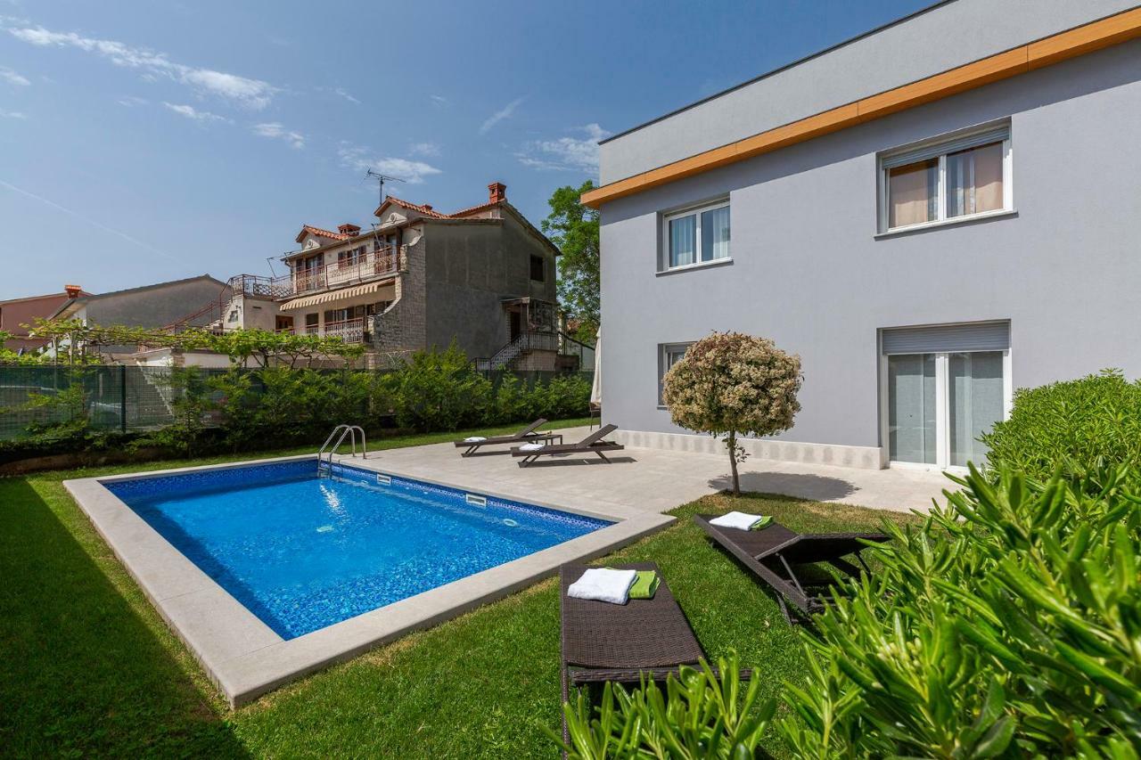 Villa Isabella Pula Exterior photo