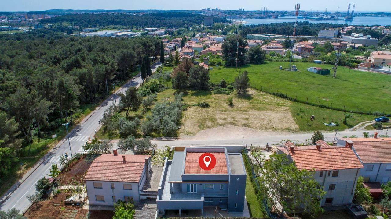 Villa Isabella Pula Exterior photo